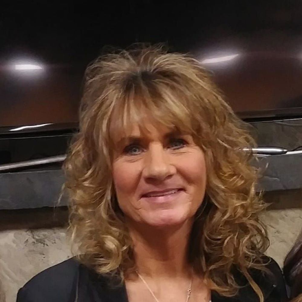 Meet your Posher, Julie